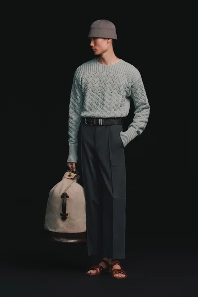 Look 32